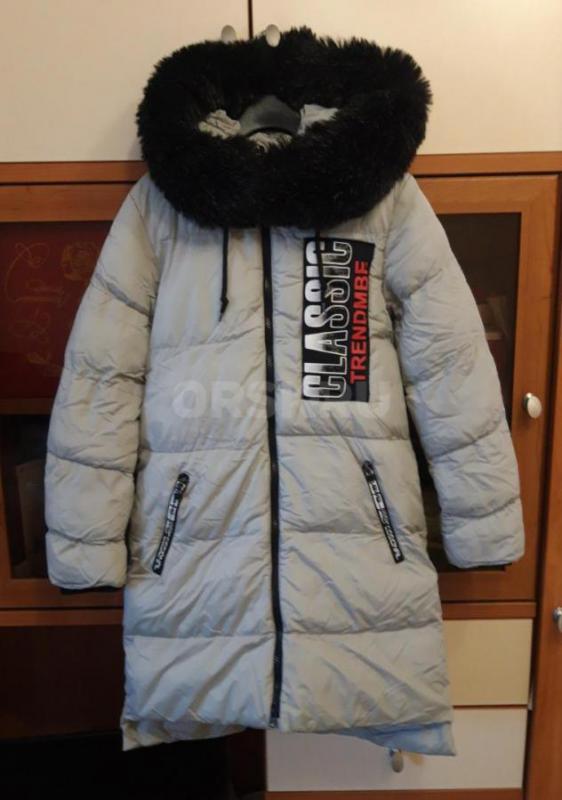 Зимние пуховики на девочку р.146-152 в хорошем состоянии. - Орск