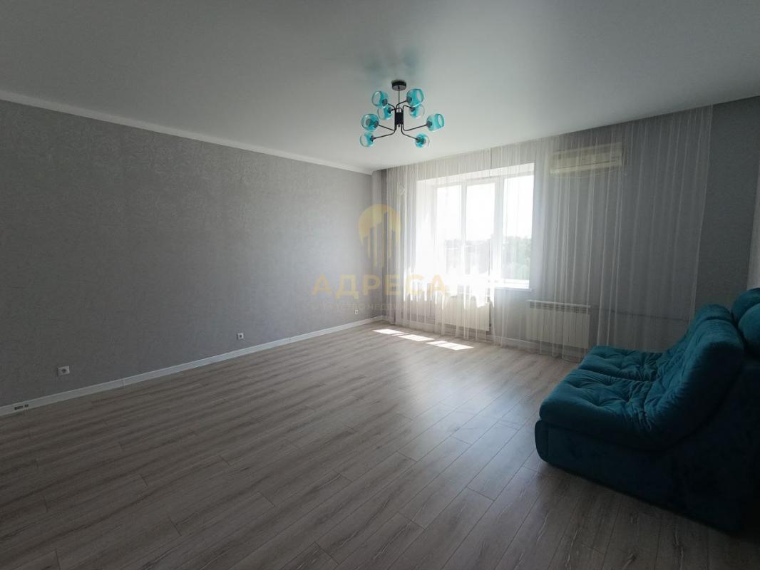 Предлагаем вашему вниманию стильную и уютную евротрехкомнатную квартиру площадью 85,3 кв. - Оренбург