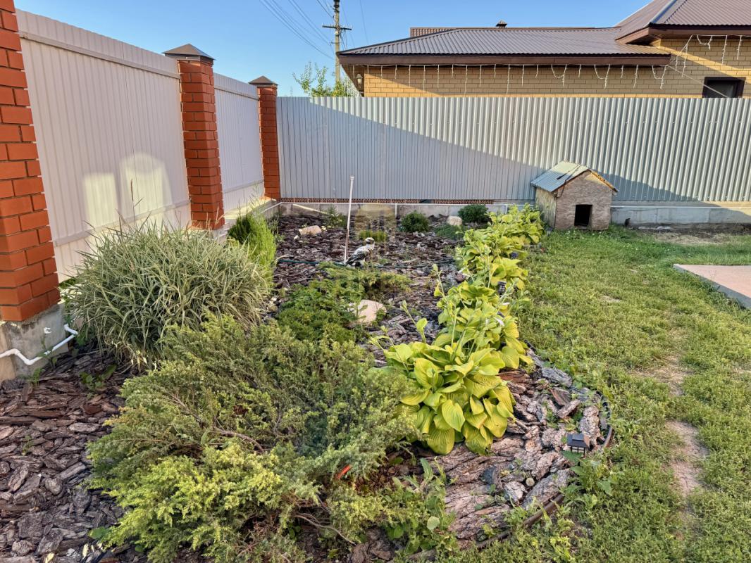 Предлагаем Вaшeму вниманию БОЛЬШОЙ ДОМ с ремонтом и мебелью, С ГАРАЖОМ по хорошей цене! - Оренбург