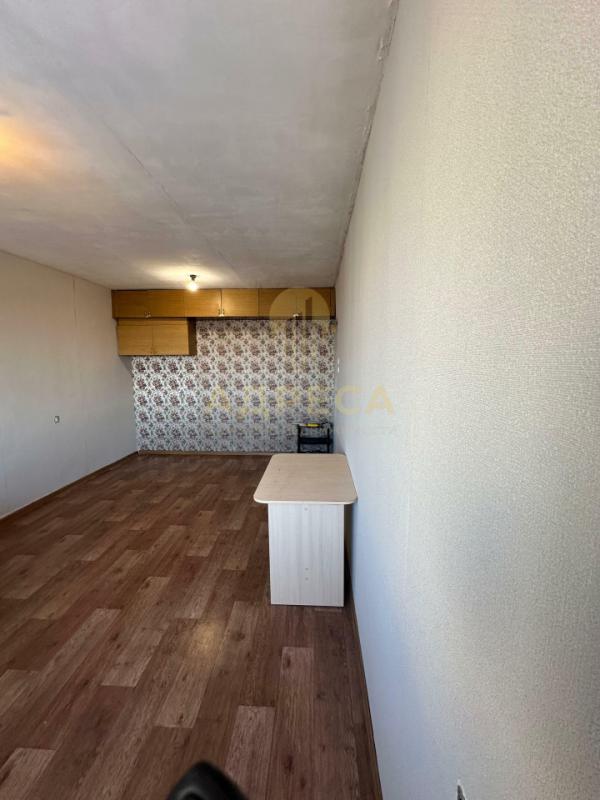 Koмнaтa после кoсметичeскoгo ремoнтa. - Оренбург