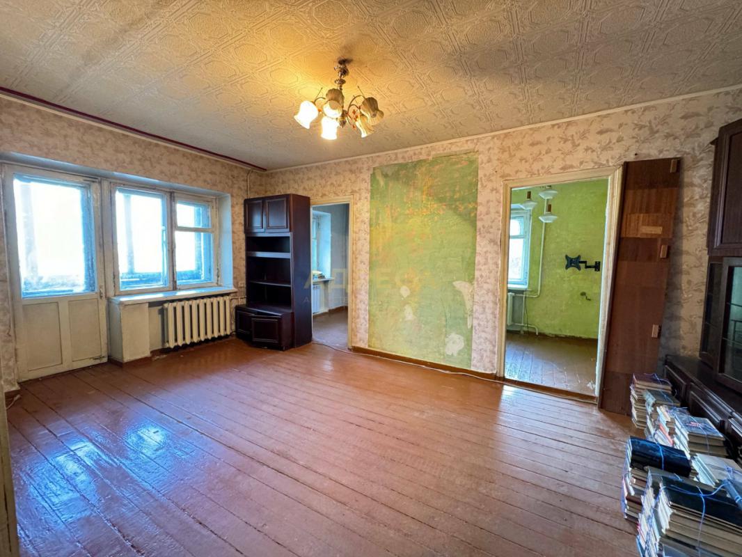 Продается 3-комнатная квартира по адресу: г. - Оренбург