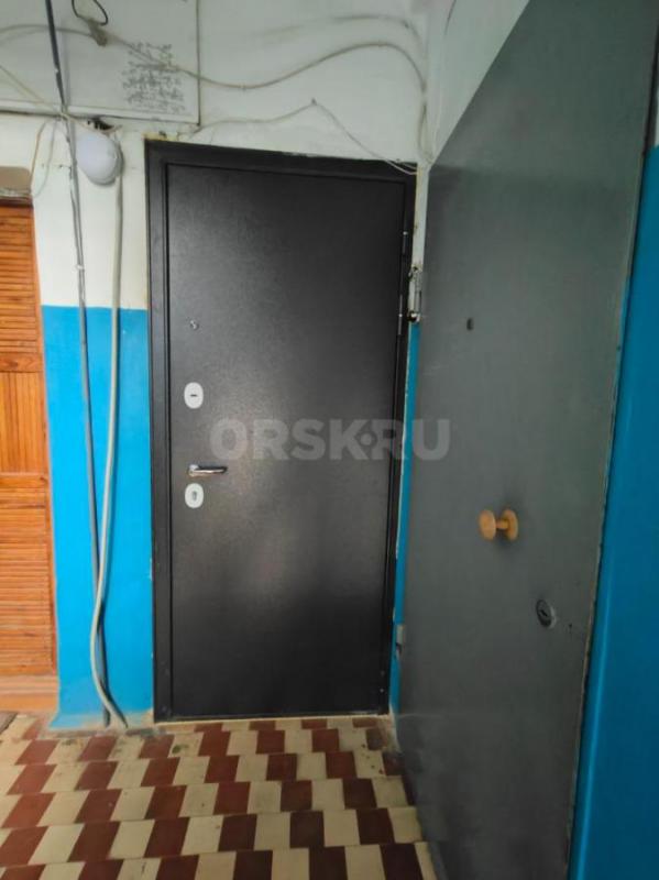 Продаётся двухкомнатная квартира площадью 43.3 квадратных метра на четвёртом этаже пятиэтажного кирп - Орск