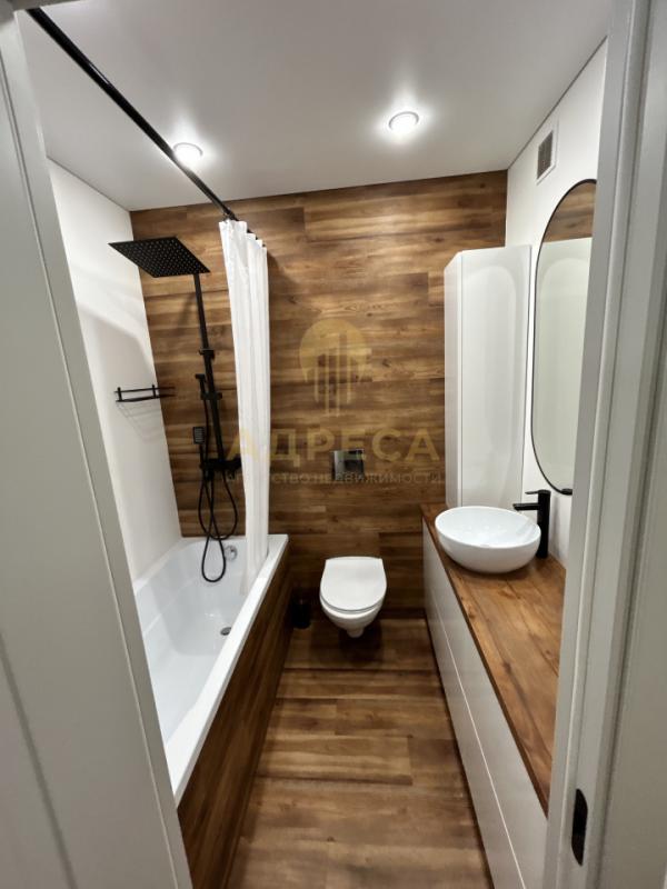 Евро-трешка с дизайнерским ремонтом в доме комфорт-класса, ЖК &laquo;Геометрия&raquo;. - Оренбург