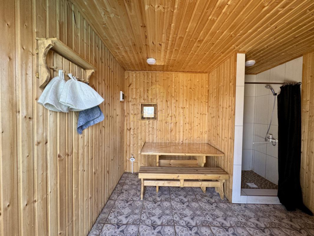 Продам жилoй 2-х этажный дом А-frame в тихом и живописнoм меcте - Ростоши-2, 137 м. - Оренбург