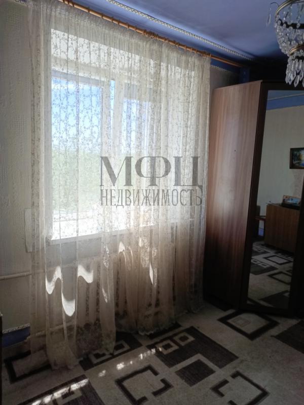 Продаётся 3 комнатная квартира на 5 этаже 5 этажного кирпичного дома. - Орск