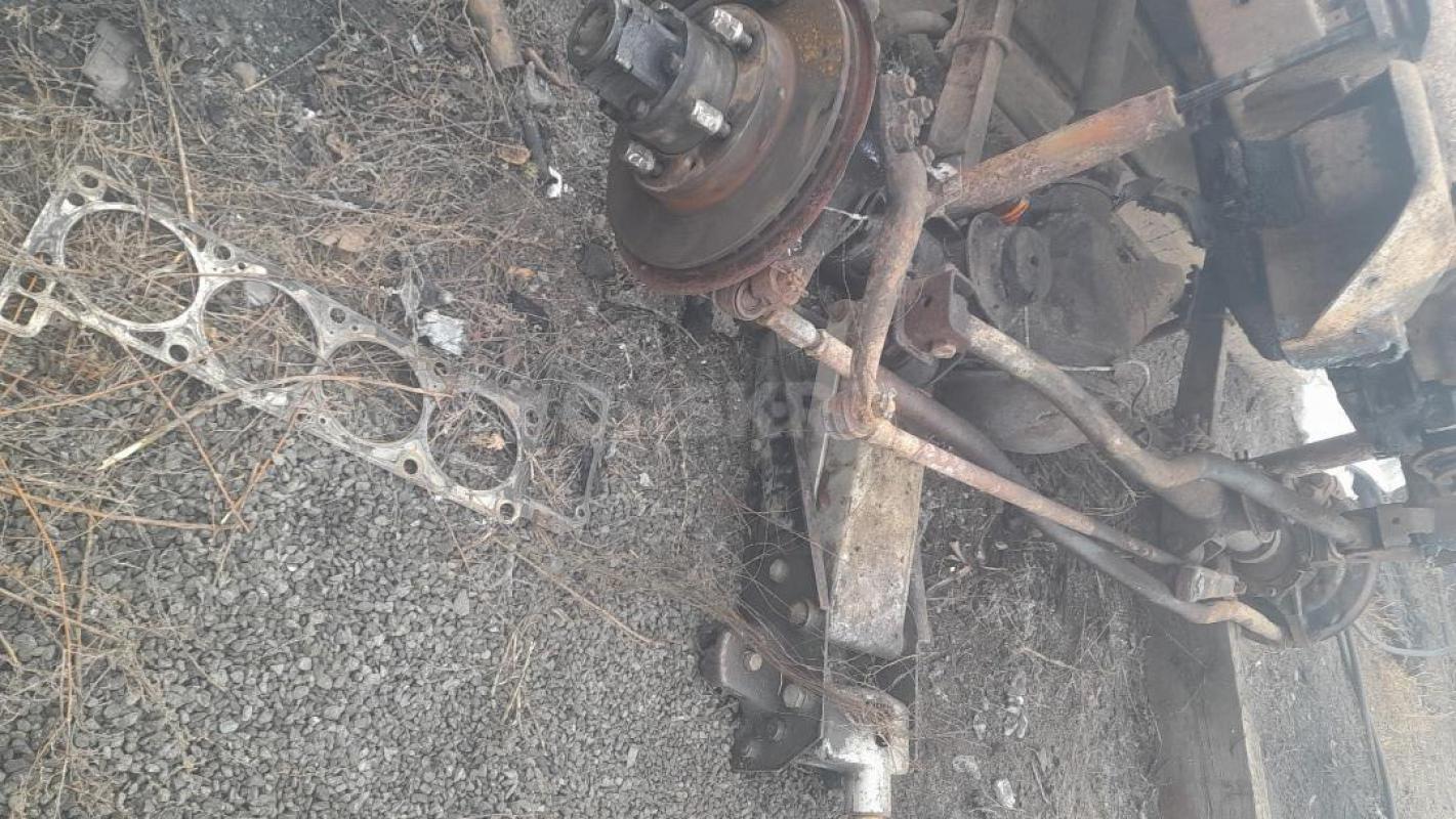 Продам КПП даймос и спайсер мосты все вместе отдам за 50000 по раздельности задний мост с электро бл - Орск