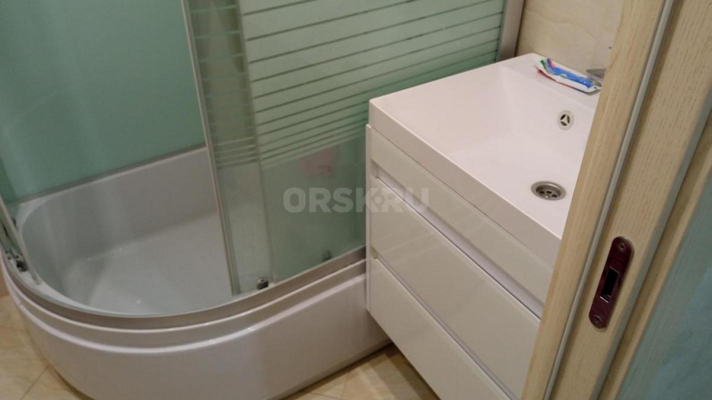 Продам 3 комн. - Орск