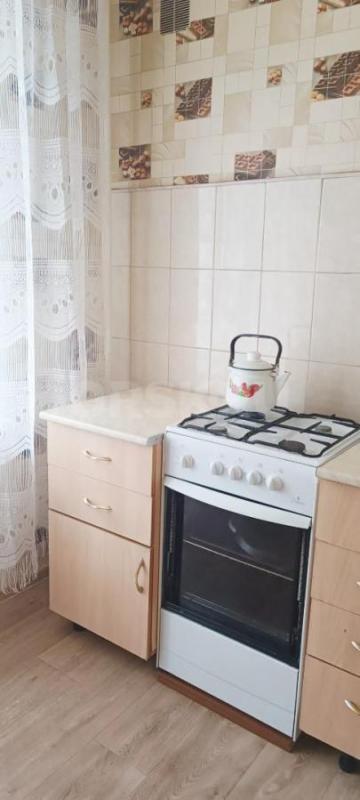 Сдам 1 комн квартиру, ост Шевченко 1/5 этаж, чистая, уютная - Орск