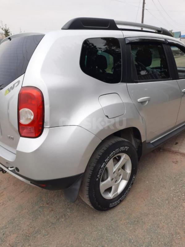 продам автомобиль от владельца, в хорошем состоянии не бит, не крашен RENAULT DUSTER - Орск