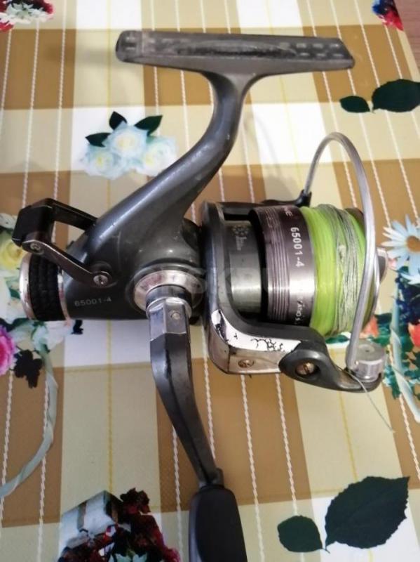 1 фидер длина 3.6-1 карповик  3.9.... 2 катушки с байтраном. - Орск