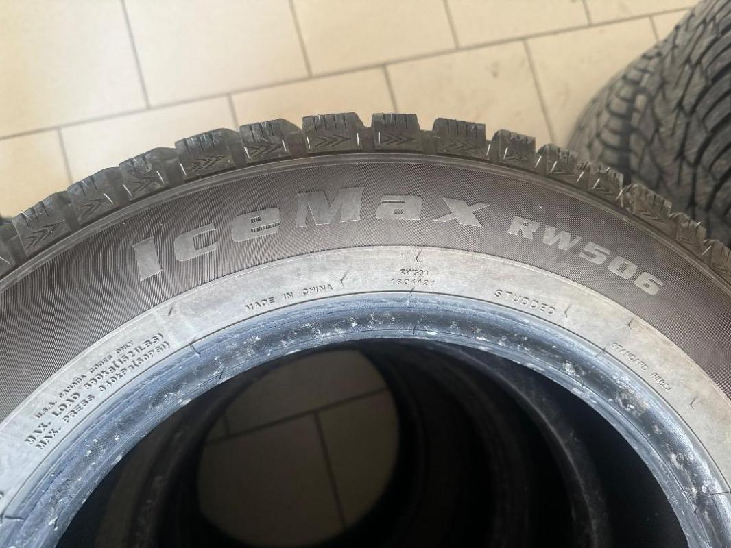 Резина зимняя r15 195 /65 в отличном состоянии - Орск