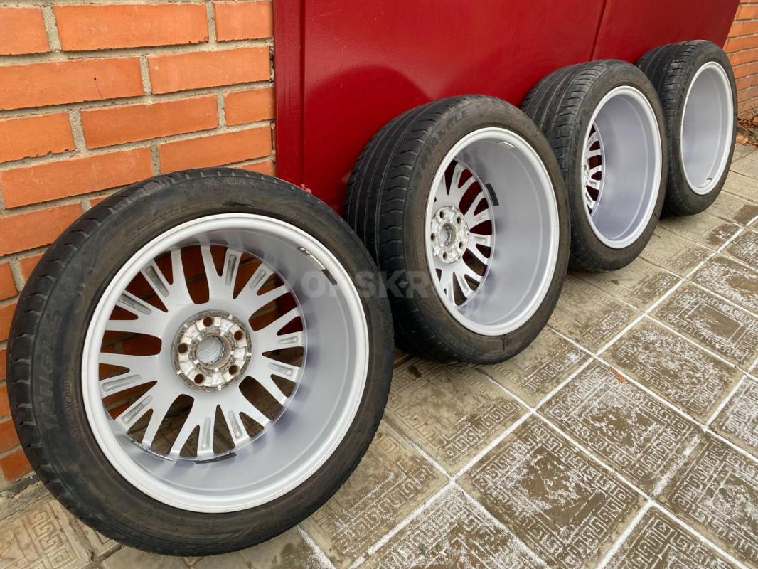 Продам летний комплект колес от Камри 70. 235/45 R18. - Орск