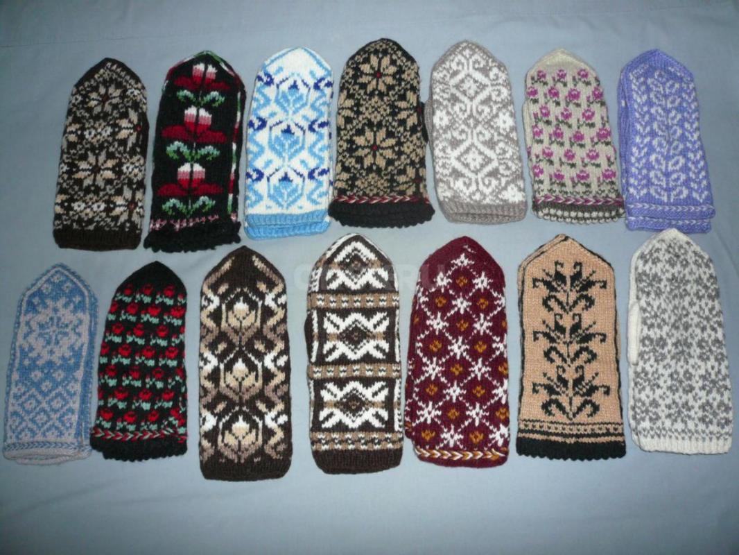 Продам варежки с жаккардовыми узорами ручной вязки. - Орск