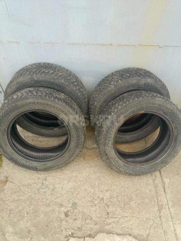 Шипованная резина б/у 4 баллона. - Орск