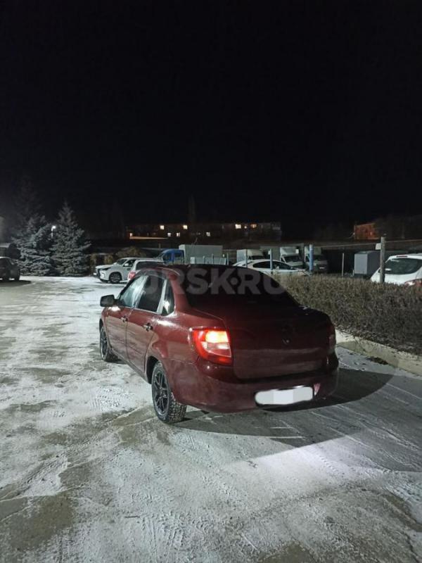 Продам ладу гранту 2013 года 
Родного пробега 156000
В хорошем состоянии, дно пороги,стаканы без г - Орск