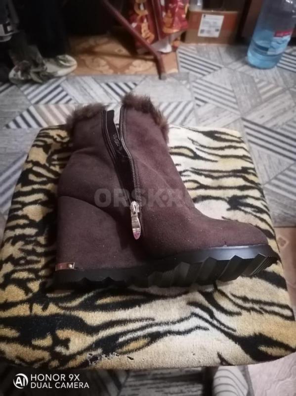 Продам сапоги полусапожки натуральный замш евро зима на платформе новые. - Орск