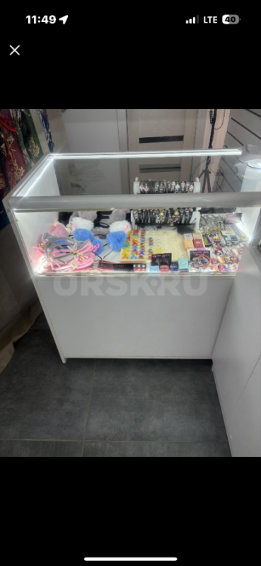 Продам торговое оборудование 
Стеллажи ,витрины стеклянные по цене ниже закупа ! - Орск