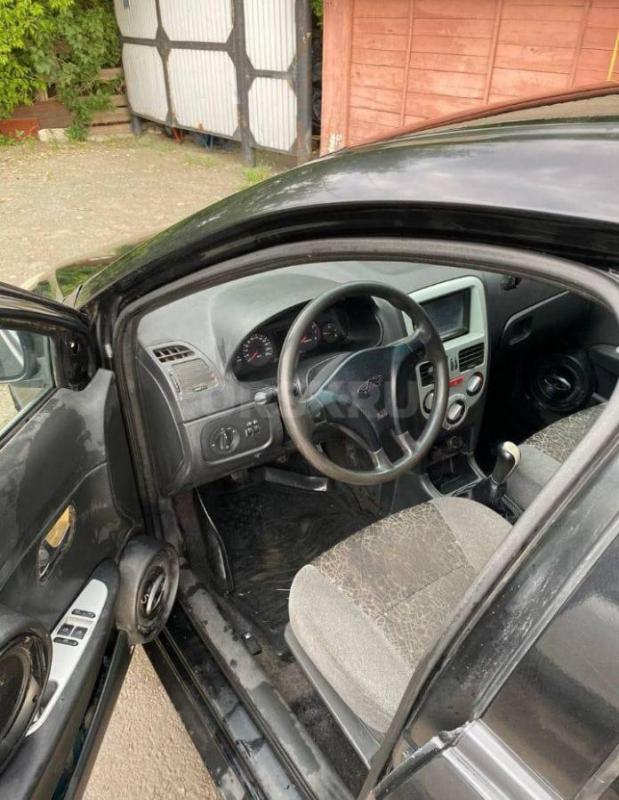 Продам документы в порядке требует вложения по кузову на фото все видно цена смешная просьба звоните - Орск