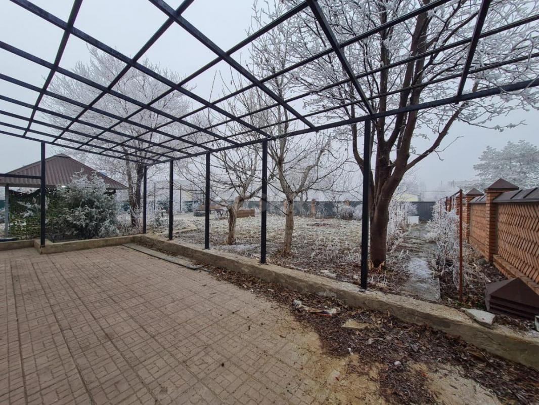 Продаётся уютный двухэтажный дом — пространство для счастливой жизни вашей семьи! - Орск