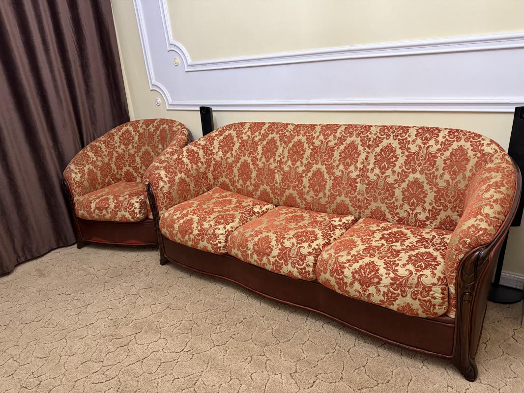 Диван и 2 кресла. - Новотроицк