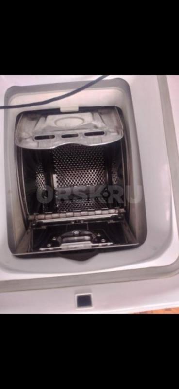 продам стиральную машинку индезит с вертикальной загрузкой 
под восстановление 
скорее всего пробл - Орск