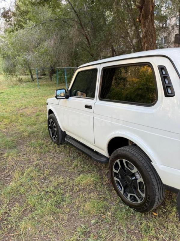 Продам Ваз Нива Legend в полной комплектации я один собственник на гарантии, есть все. - Орск