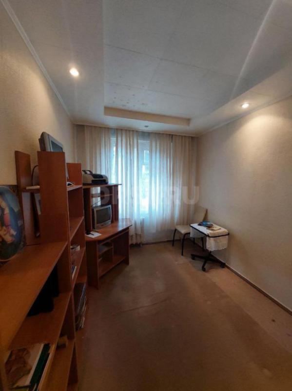 Продаётся просторная 4-комнатная квартира общей площадью 60.9 кв. - Орск