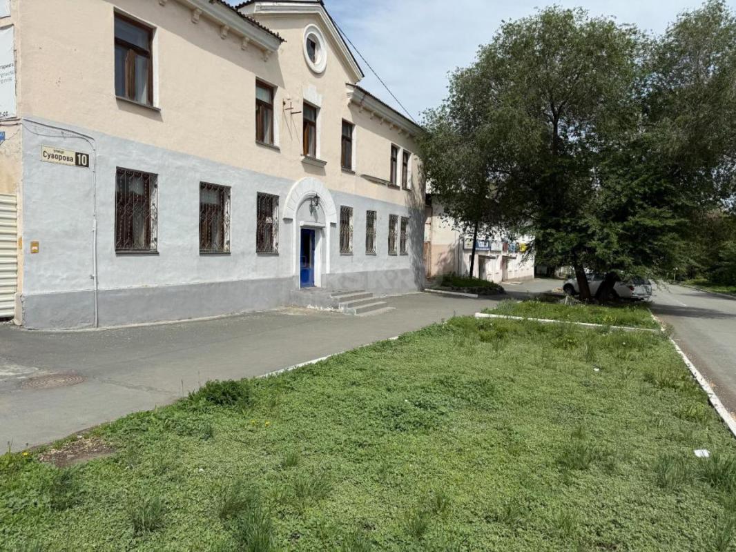 Продается двухэтажное нежилое здание в центре города! - Новотроицк