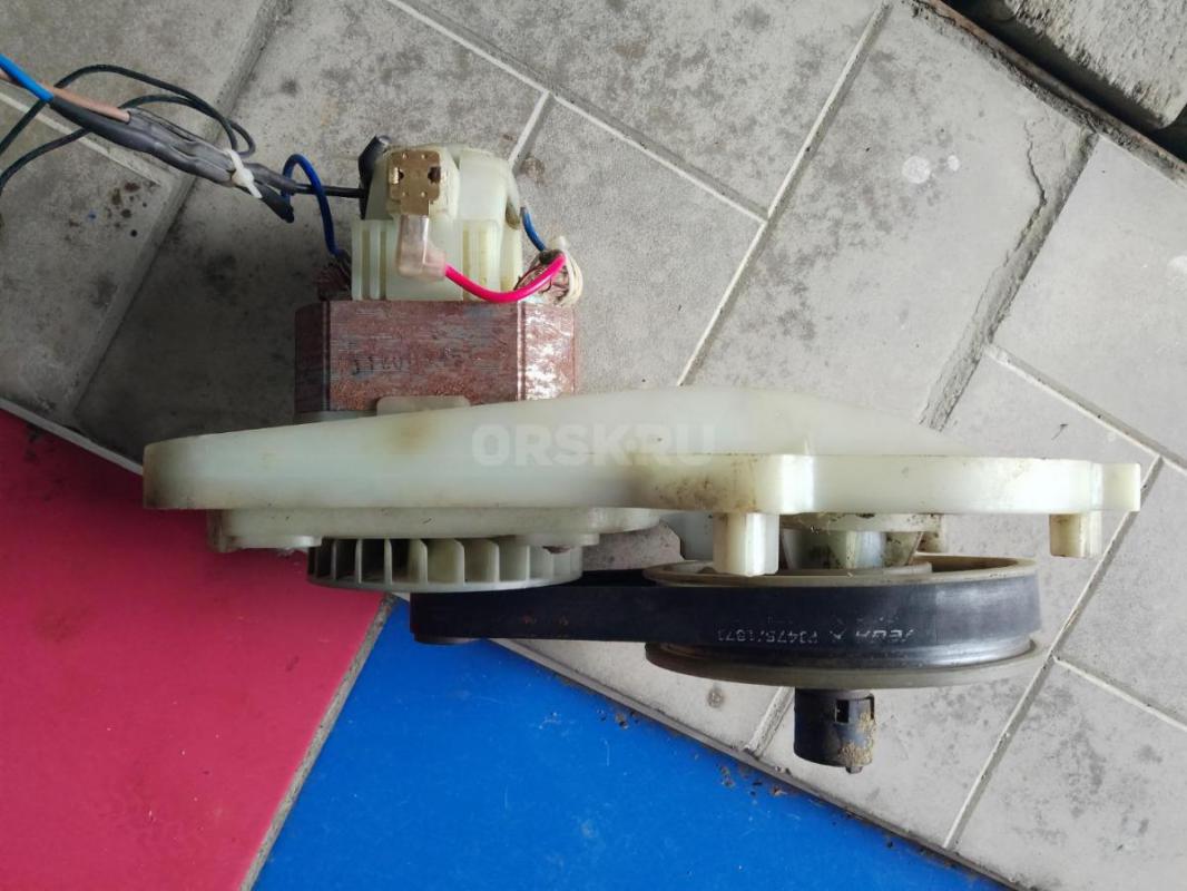 Продам мотор с приводом для газонокосилки HUTER  FLM-1100 В хорошем состоянии, рабочий. - Орск