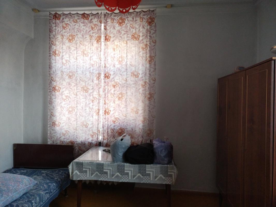 Продается 3-комнатная квартира старого типа по адресу Советская 7. - Новотроицк