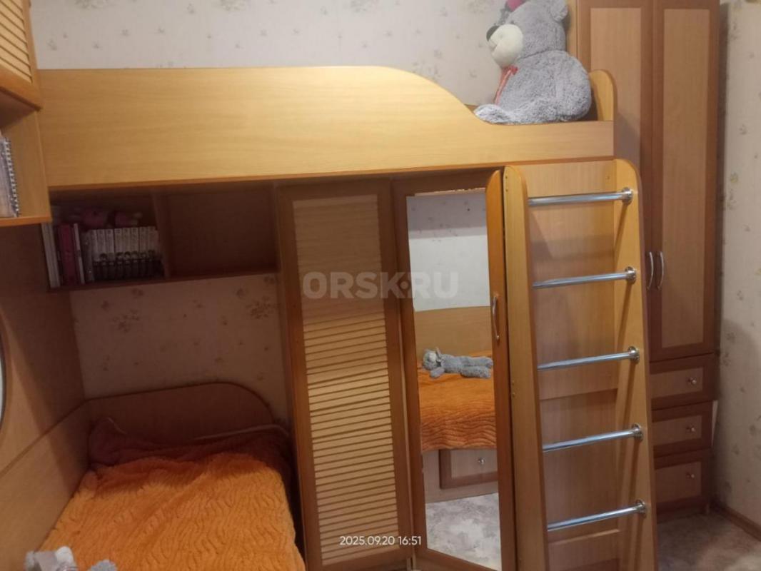 Продам Детский спальный гарнитур в хорошем состоянии. - Орск