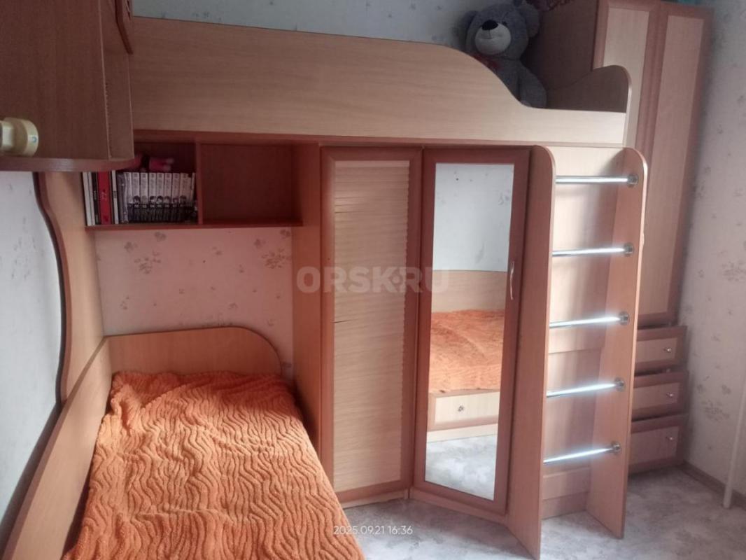 Продам Детский спальный гарнитур в хорошем состоянии. - Орск