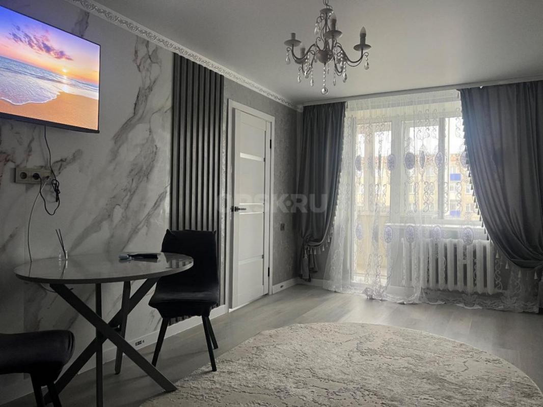 Сдаются 1 комнатные и 2 комнатные квартиры на длительный срок , все для комфортного проживания предо - Орск