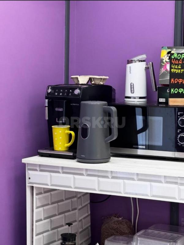 Продам два магазина хлебобулочных и кондитерских изделий "7 Свежий Хлеб", располож - Орск