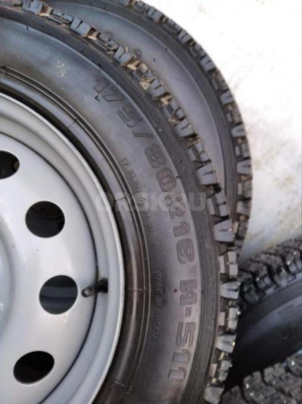 Продам комплект шипованных колес Нива,на 16,в отличном состоянии,маленький пробег,без ремонтов. - Орск