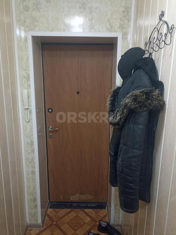 Сдам 1комнатную квартиру девушке или семейной паре на длительный срок в центре города между ПЛ. - Орск