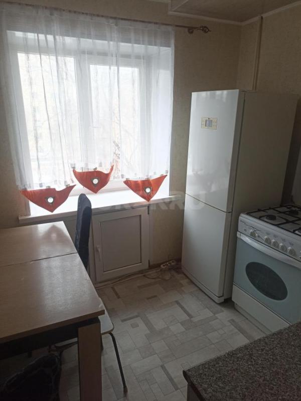 Сдам 1комнатную квартиру девушке или семейной паре на длительный срок в центре города между ПЛ. - Орск