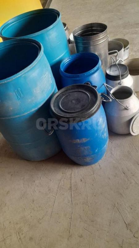 Продам пластмасовые бочки 55-220литр, алюминевые, дюралевые кастрюли 10-50литр и т. - Орск