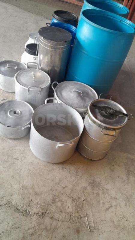 Продам пластмасовые бочки 55-220литр, алюминевые, дюралевые кастрюли 10-50литр и т. - Орск
