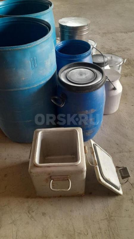 Продам пластмасовые бочки 55-220литр, алюминевые, дюралевые кастрюли 10-50литр и т. - Орск