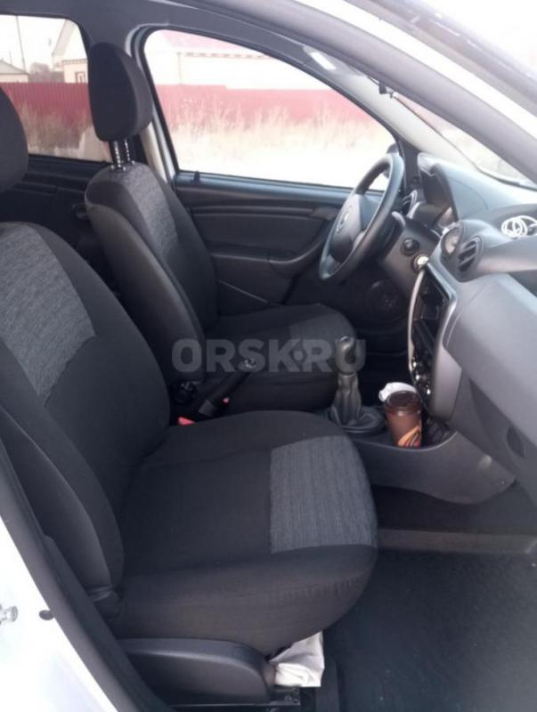 Продам Рено Дастер, двигатель 1.6 в базовой комплектации. - Орск