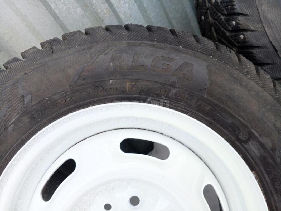 Продам зимние колеса в сборе на дисках 175/70 R13 - Орск