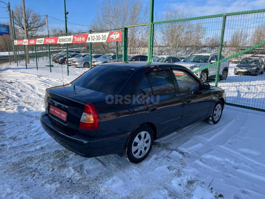 Продаётся Hyundai Accent год 2008 отличный маневренный автомобиль! - Орск