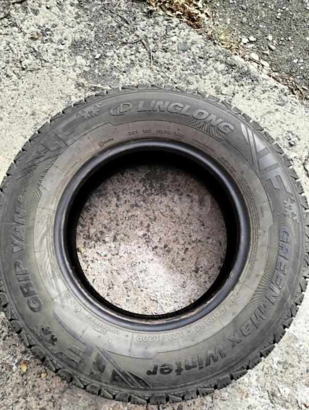 Комплект зима, состояние отличное, 225/75/16С зима шипы. - Орск