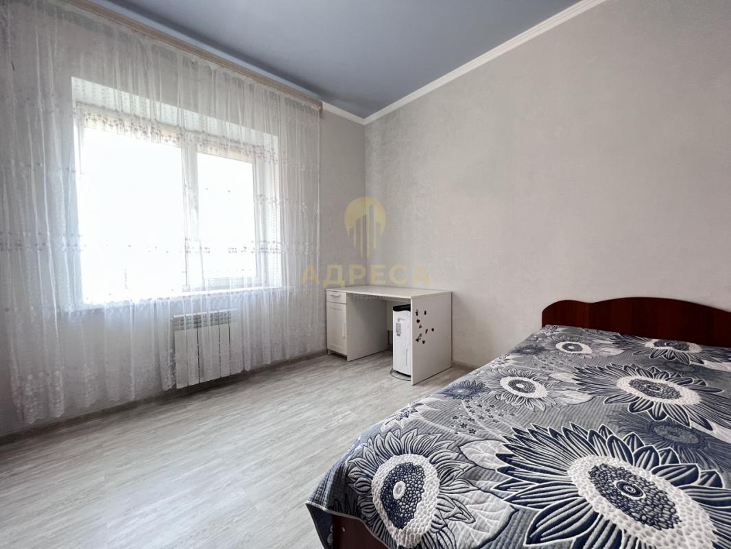 Продаётся просторный и надёжный дом для большой семьи, со всей необходимой инфраструктурой для комфо - Ленина