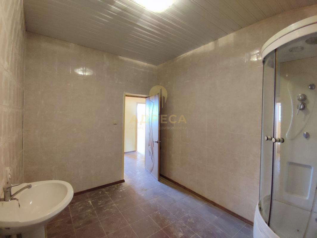 Объявление о продаже домаПродаётся новый двухэтажный дом площадью 96,6 квадратных метров в Сакмарско - Украинка