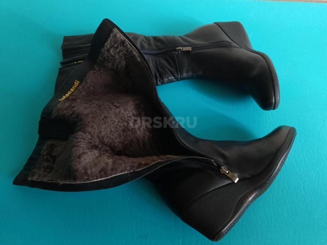 Продам(см.фото) обувь 36 размера :  женские  сапоги ,зимние,новые,из натур. - Орск
