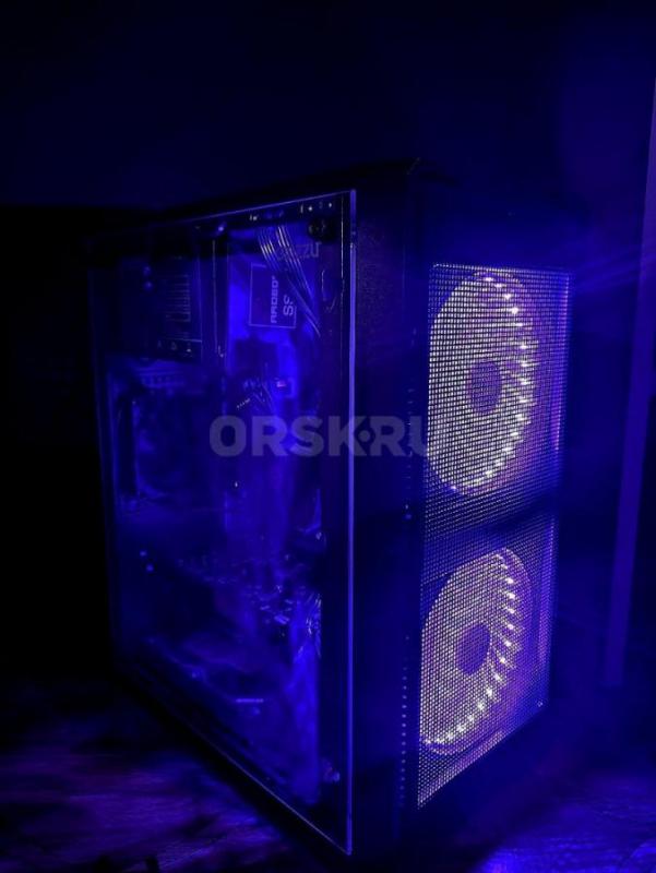 Игровой ПК, Xeon E3-1230V2, Radeon RX 560 2 ГБ, RAM 16 ГБ

Представляю вашему вниманию игровой ком - Орск