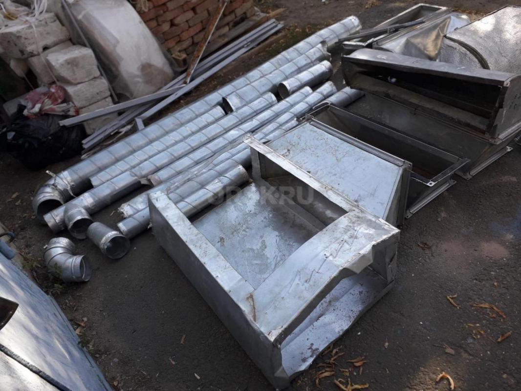 Отдельные блоки воздуховода из оцинкованной стали
Воздуховод, вентиляционные короба, трубы, бу, при - Орск