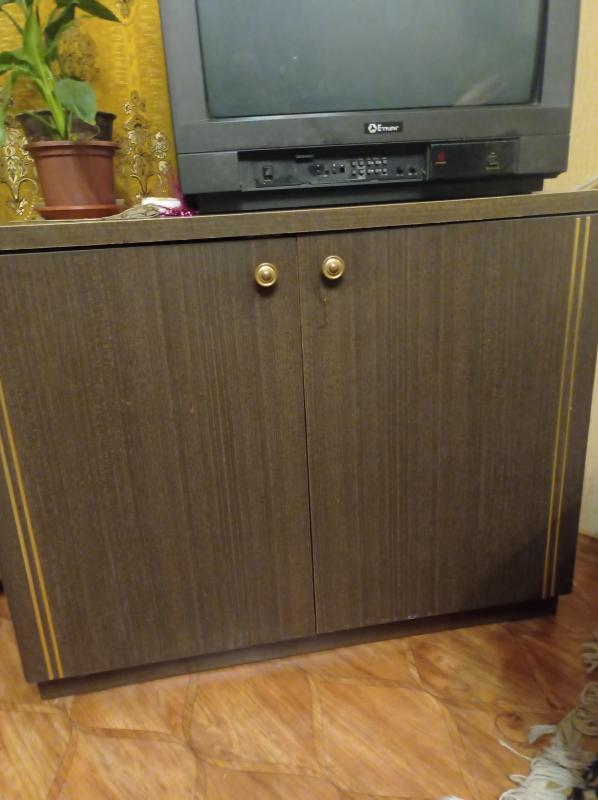 Продается стенка б/у. - Новотроицк